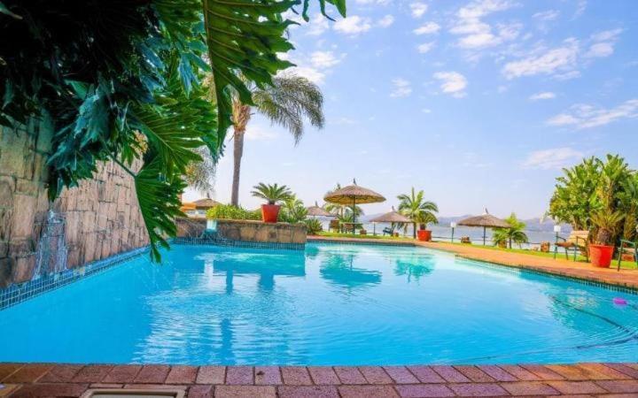 The Holiday House Harties Hartbeespoort Exteriör bild