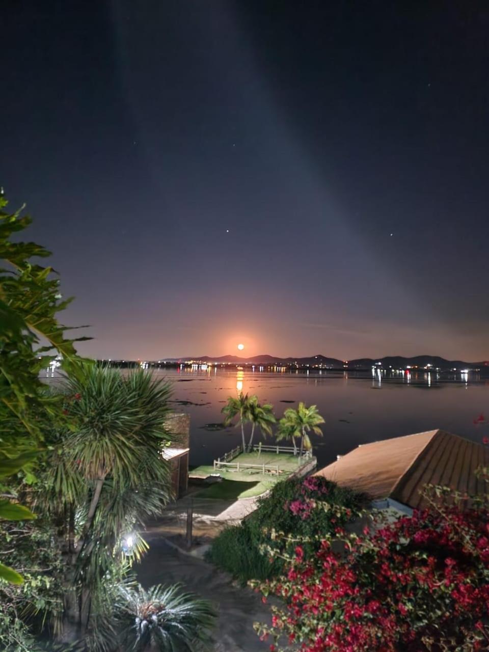 The Holiday House Harties Hartbeespoort Exteriör bild