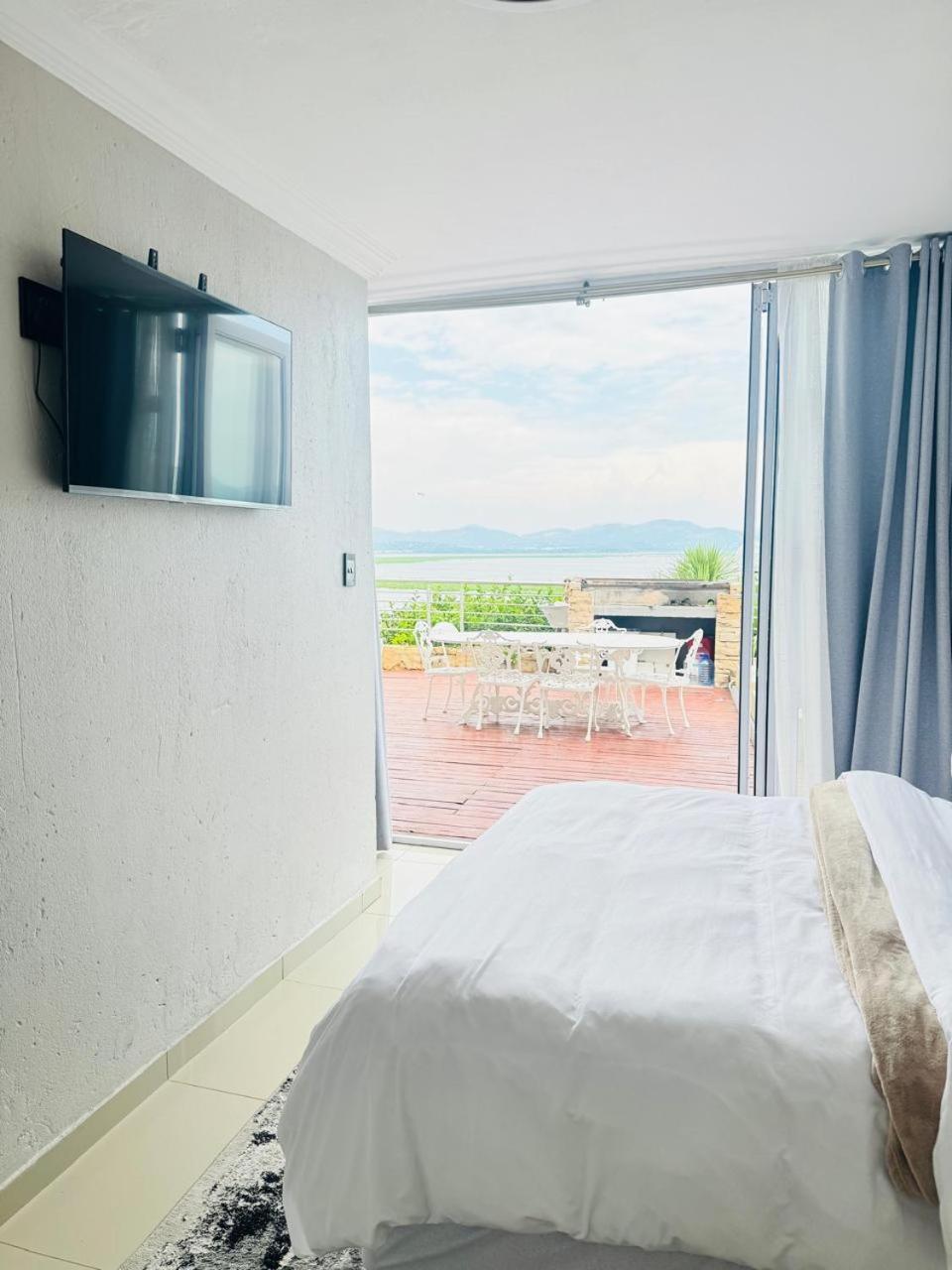 The Holiday House Harties Hartbeespoort Exteriör bild